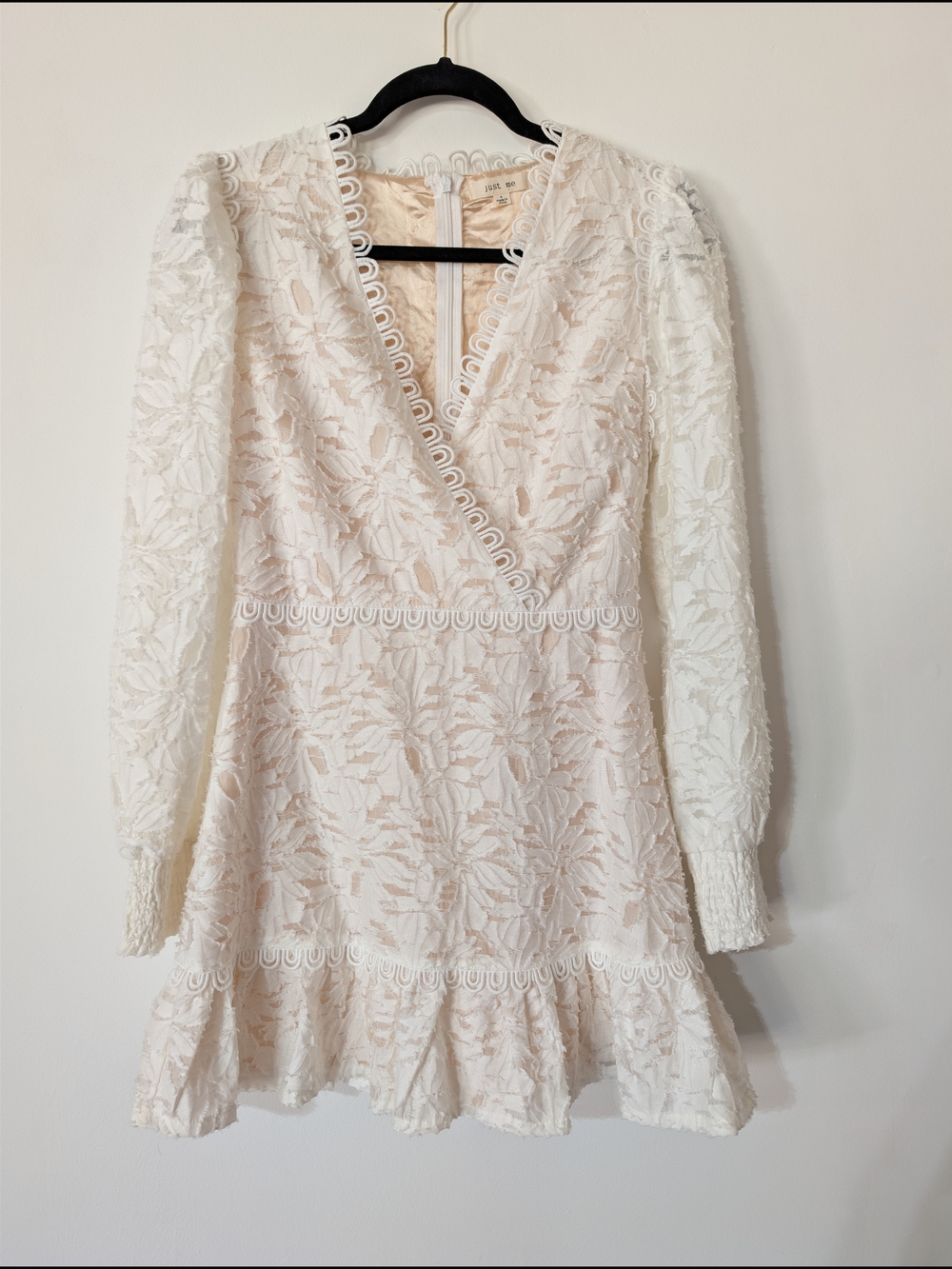 Ivory Lace Long Sleeve‎ V-Neck Mini Dress Sz S Bachelorette Sorority Home Coming